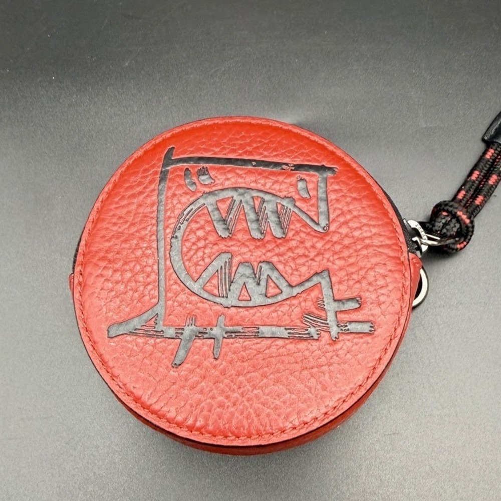 Coach x Guang Yu Red Pebble Leather Round Coin Case Wallet 4157 Limited Edition